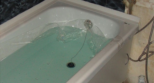 Установкой акрилового вкладыша | Тара